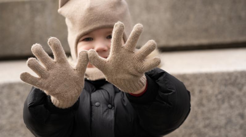 Kids’ gloves