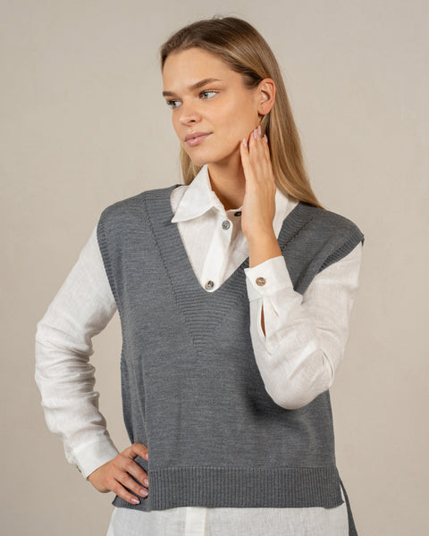 Women&#39;s Merino Wool Vest Isla Dark Gray