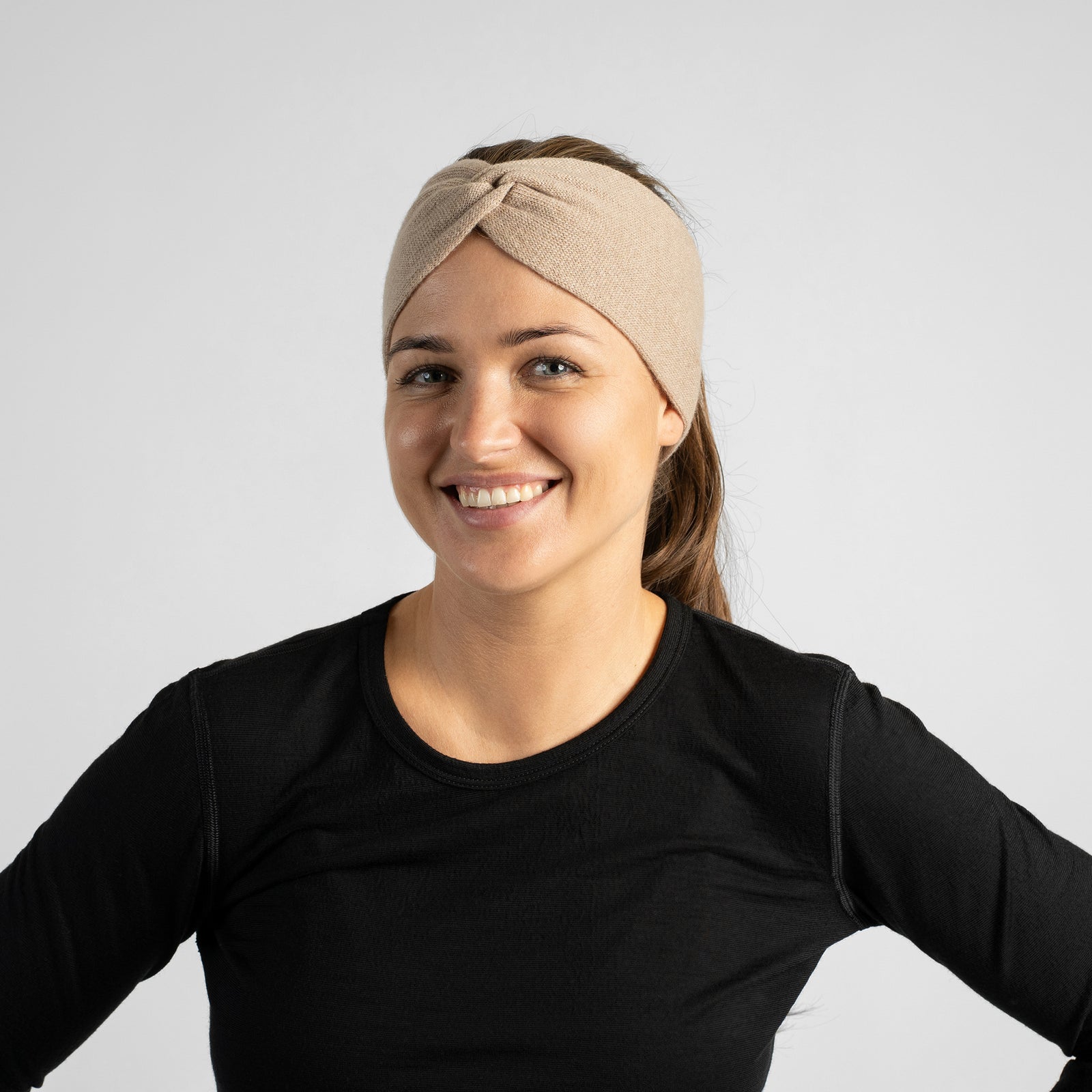 Weiches gestricktes Twist-Stirnband aus Merinowolle und Kaschmir für Damen