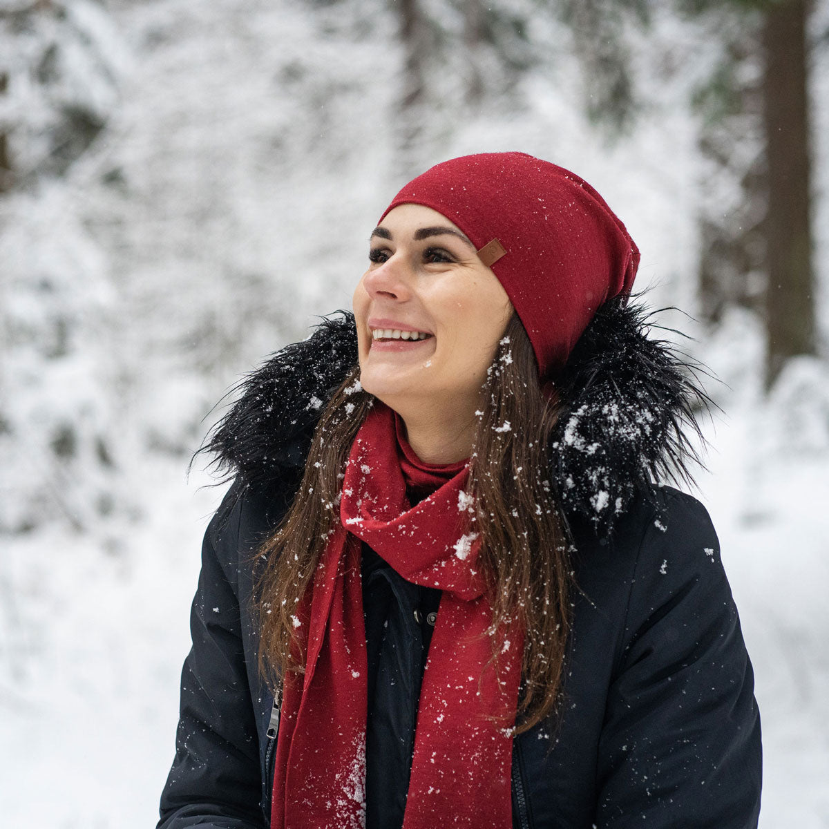 menique 	Women's Merino Beanie Hat Royal Cherry Color