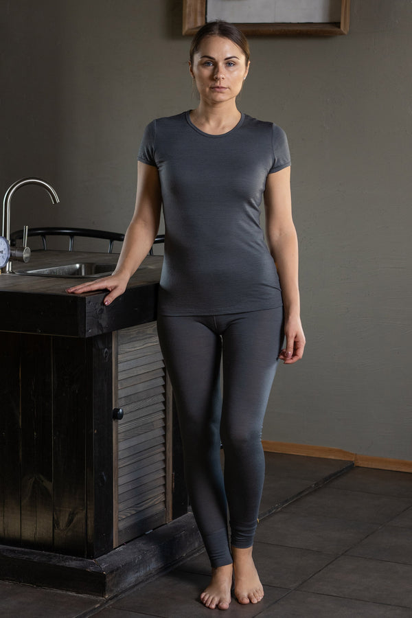 Women's 160 Merino 2-Piece Set Of Short Sleeve & Bottom Perfect grey